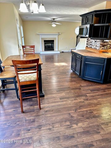 200 Newhan Court, Jacksonville, NC 28546