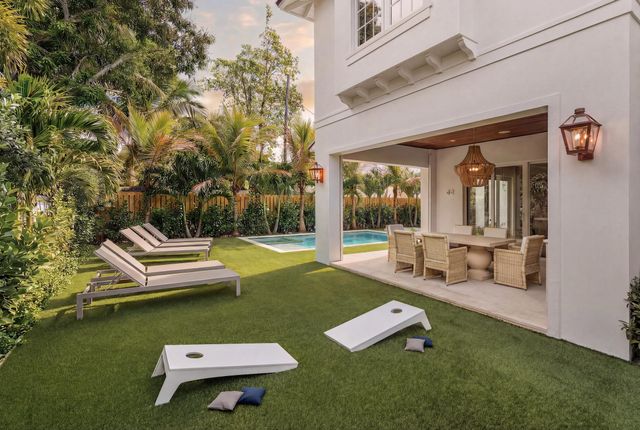 309 Greymon Drive, West Palm Beach, FL 33405