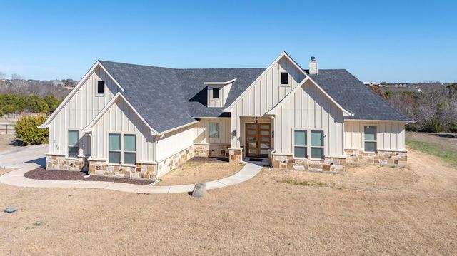 2110 Shady Grove Road, Weatherford, TX 76088