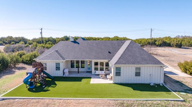 2110 Shady Grove Road, Weatherford, TX 76088