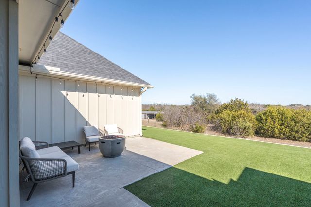 2110 Shady Grove Road, Weatherford, TX 76088