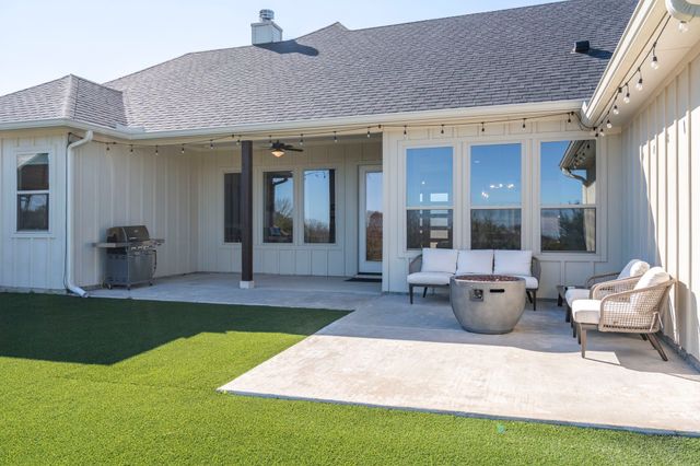 2110 Shady Grove Road, Weatherford, TX 76088