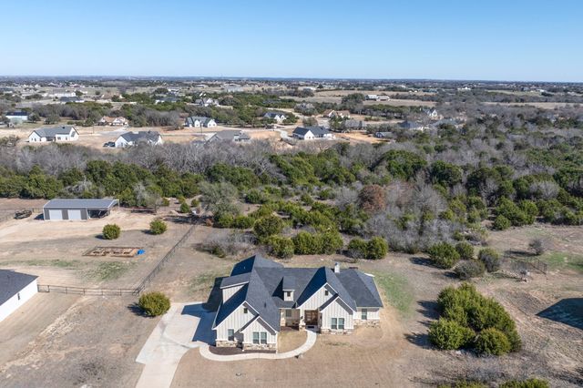 2110 Shady Grove Road, Weatherford, TX 76088