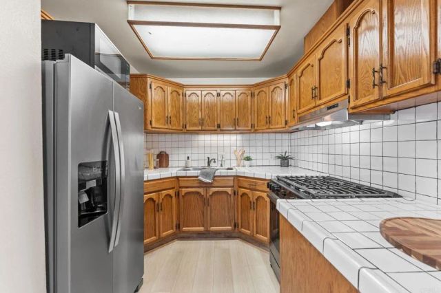 2527 Caminito Avellano, San Diego, CA 92154