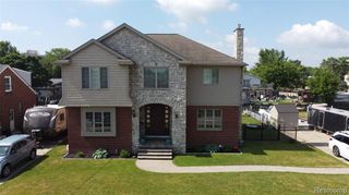22434 Lange Street, Saint Clair Shores, MI 48080