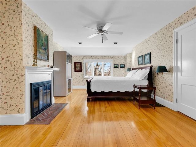 243 Upland Ave, Newton, MA 02461