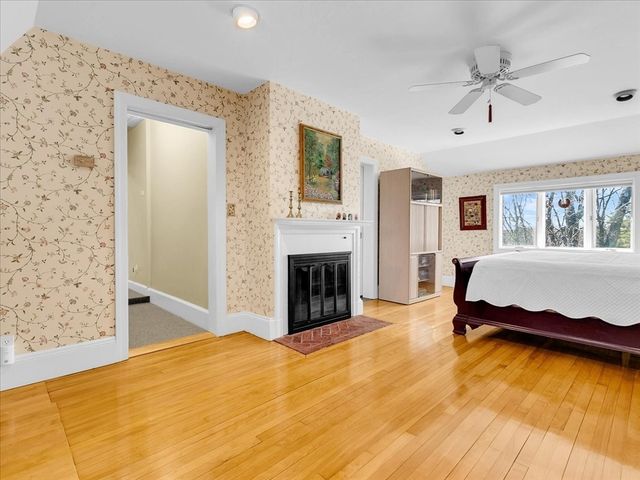 243 Upland Ave, Newton, MA 02461