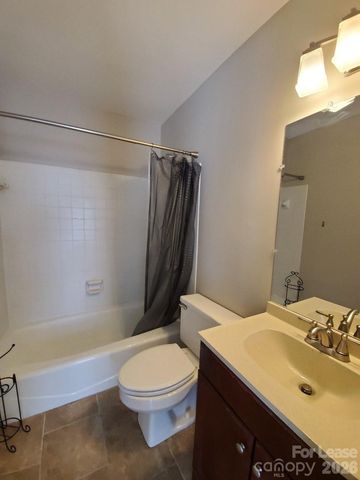 230 S Cedar Street 5, Charlotte, NC 28202