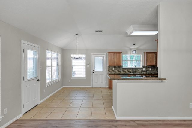 5307 Country Court, Magnolia, TX 77354