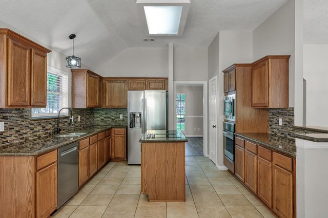 5307 Country Court, Magnolia, TX 77354