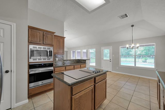 5307 Country Court, Magnolia, TX 77354