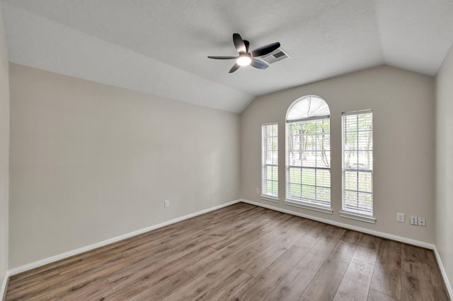 5307 Country Court, Magnolia, TX 77354