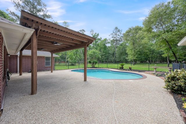 5307 Country Court, Magnolia, TX 77354