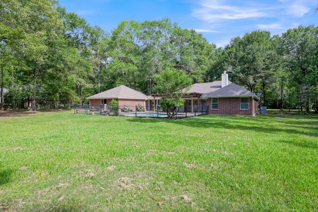 5307 Country Court, Magnolia, TX 77354