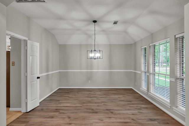 5307 Country Court, Magnolia, TX 77354