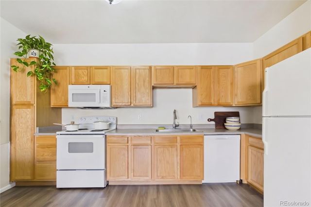 7170 S Wenatchee Way F, Aurora, CO 80016