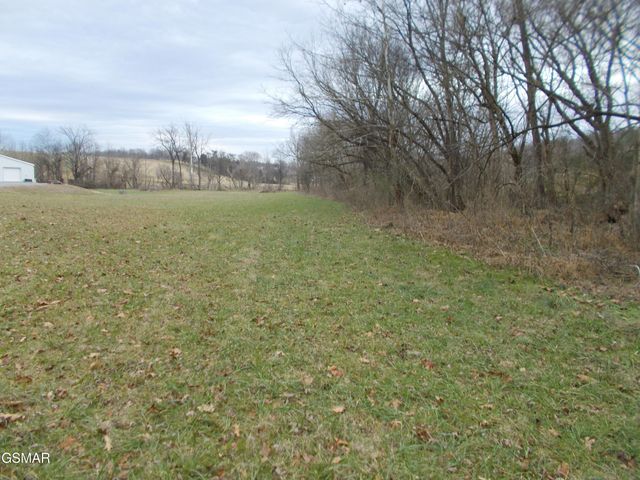 440 Mountain Lake Way, Newport, TN 37821