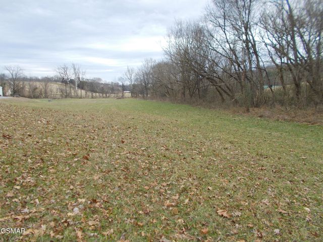 440 Mountain Lake Way, Newport, TN 37821