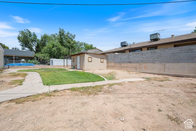 433 S 100 E, St. George, UT 84770
