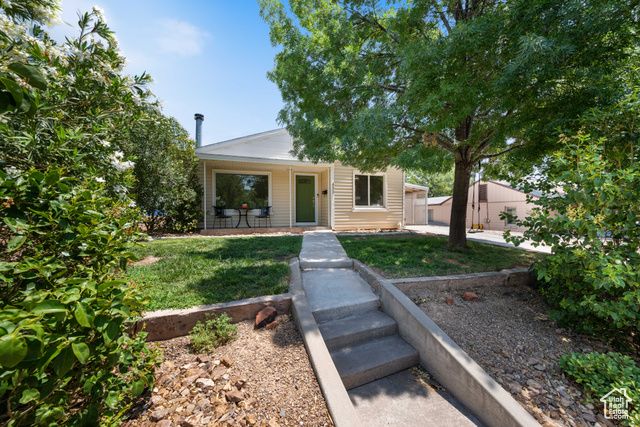 433 S 100 E, St. George, UT 84770