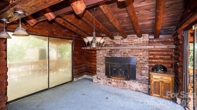 305 Melanie Lane, Black Mountain, NC 28711