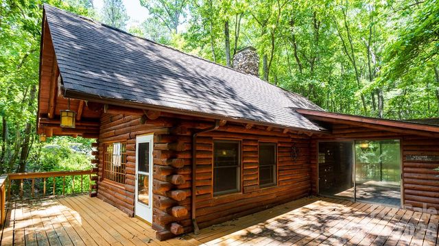 305 Melanie Lane, Black Mountain, NC 28711