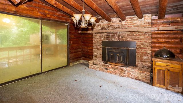 305 Melanie Lane, Black Mountain, NC 28711