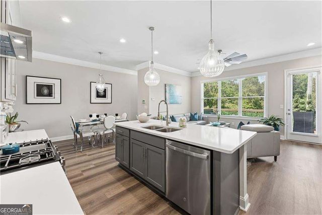 3370 Sarah Trail 6, Decatur, GA 30032