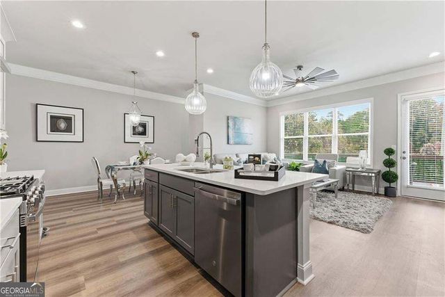 3370 Sarah Trail 6, Decatur, GA 30032