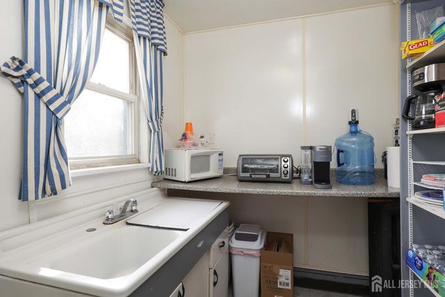 213 S Main Street, Milltown, NJ 08850