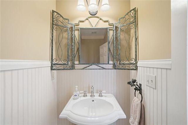 425 Sanderlin Mountain Drive, Jasper, GA 30143