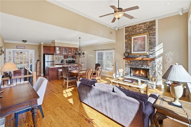 425 Sanderlin Mountain Drive, Jasper, GA 30143