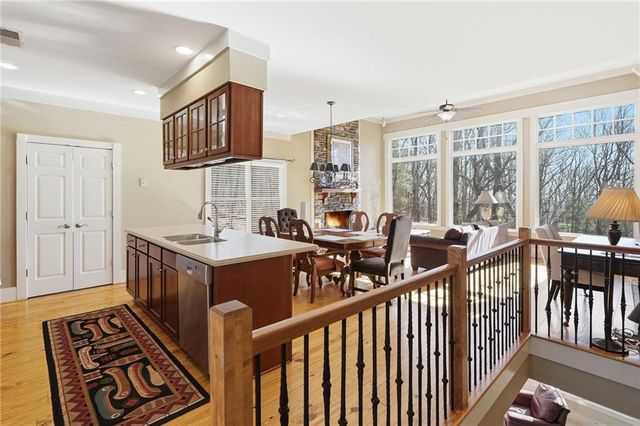 425 Sanderlin Mountain Drive, Jasper, GA 30143