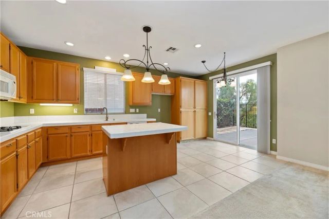 595 Dundee Lane, San Marcos, CA 92069