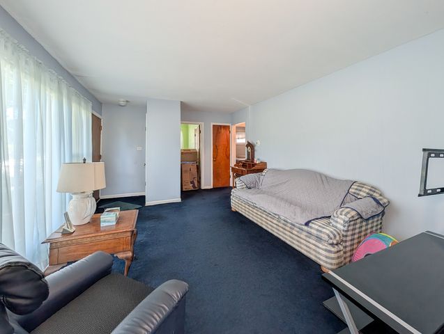 291 3rd Street, Wheeling, IL 60090