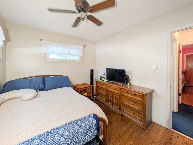 291 3rd Street, Wheeling, IL 60090