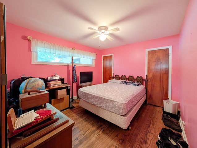 291 3rd Street, Wheeling, IL 60090