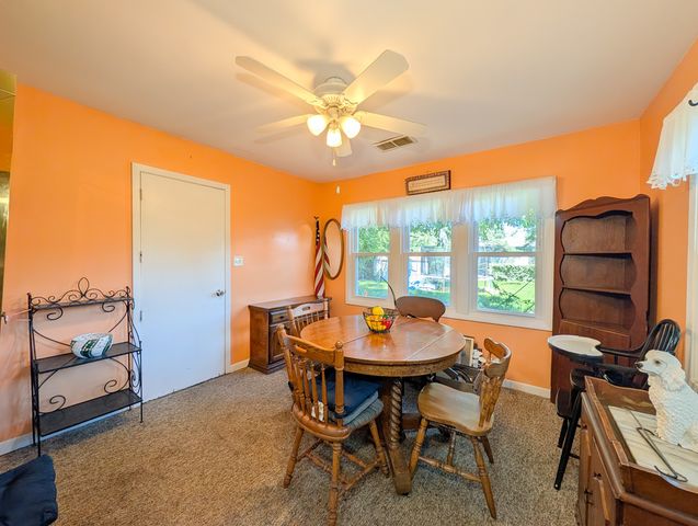 291 3rd Street, Wheeling, IL 60090