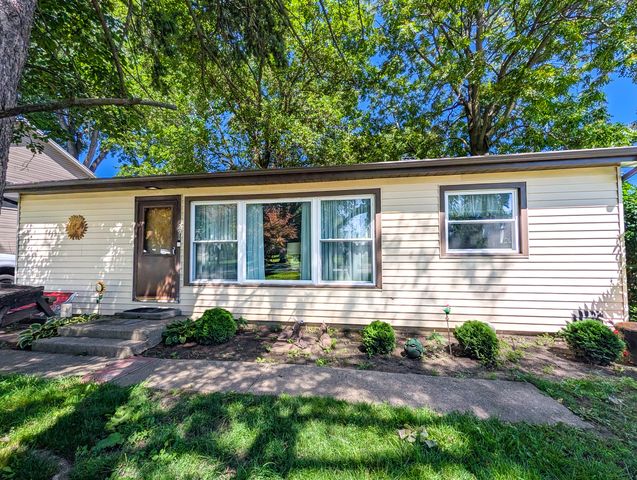 291 3rd Street, Wheeling, IL 60090