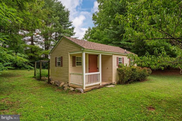 1918 SENSENY RD, Berryville, VA 22611