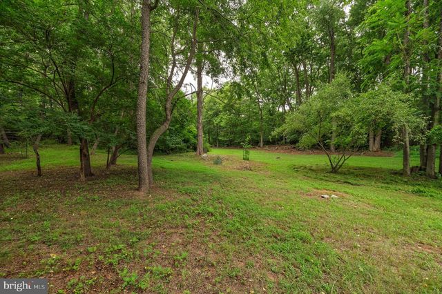 1918 SENSENY RD, Berryville, VA 22611