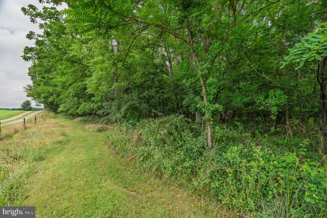 1918 SENSENY RD, Berryville, VA 22611