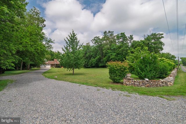 1918 SENSENY RD, Berryville, VA 22611