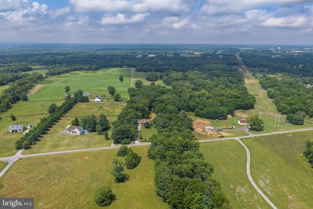 1918 SENSENY RD, Berryville, VA 22611
