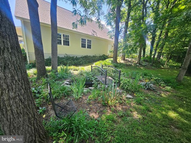 1918 SENSENY RD, Berryville, VA 22611