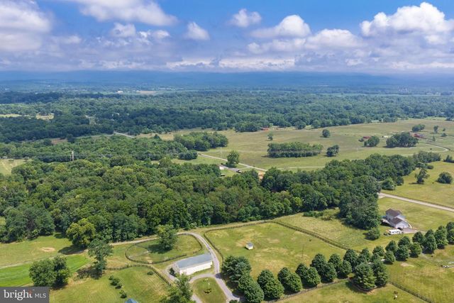 1918 SENSENY RD, Berryville, VA 22611