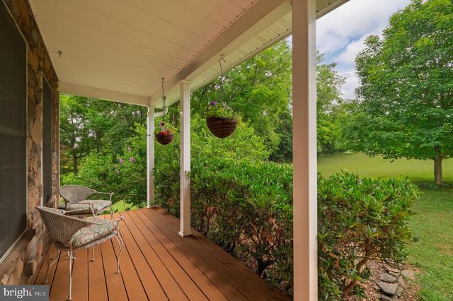 1918 SENSENY RD, Berryville, VA 22611