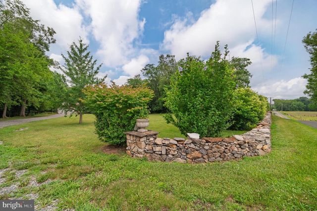 1918 SENSENY RD, Berryville, VA 22611