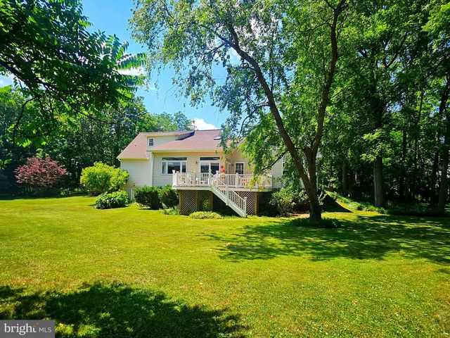 1918 SENSENY RD, Berryville, VA 22611