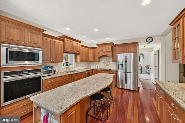 1918 SENSENY RD, Berryville, VA 22611